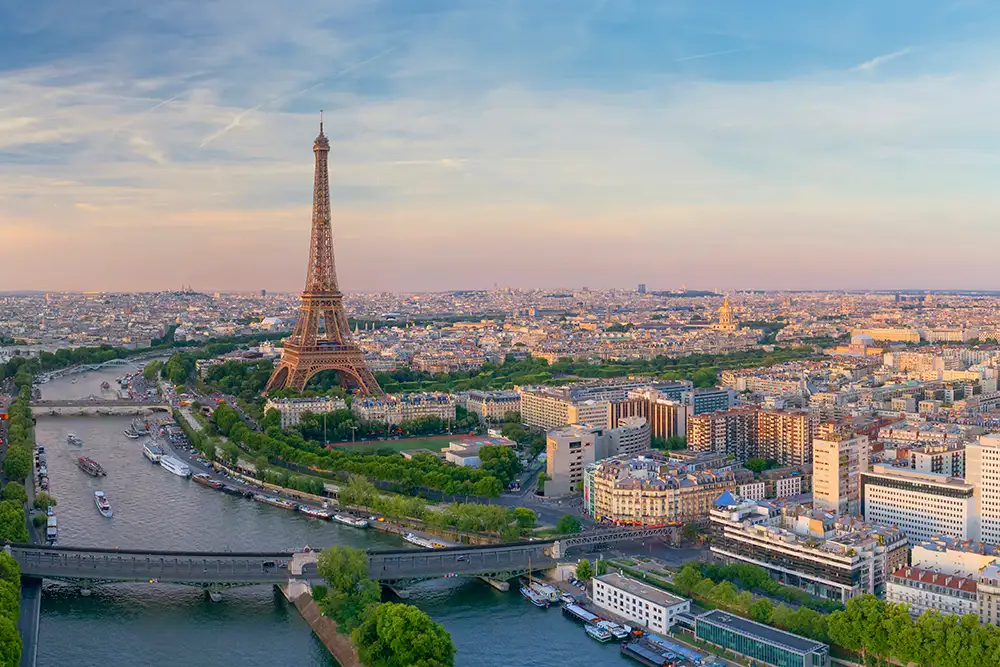 იაფი ავიაბილეთები პარიზში