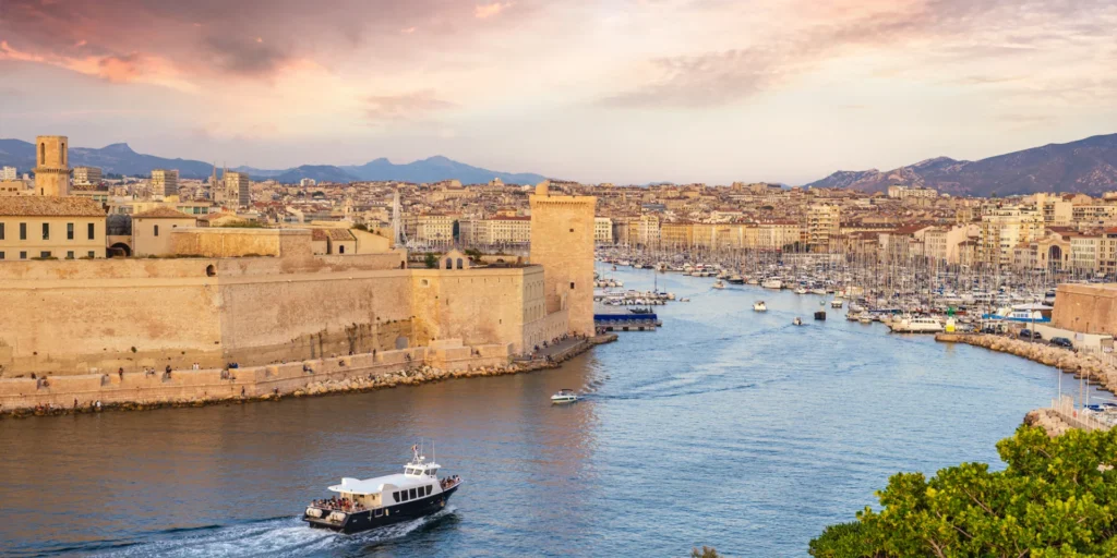 იაფი ავიაბილეთები მარსელში