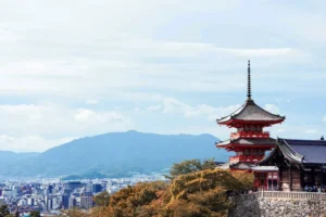 იაფი ავიაბილეთები კიოტოში